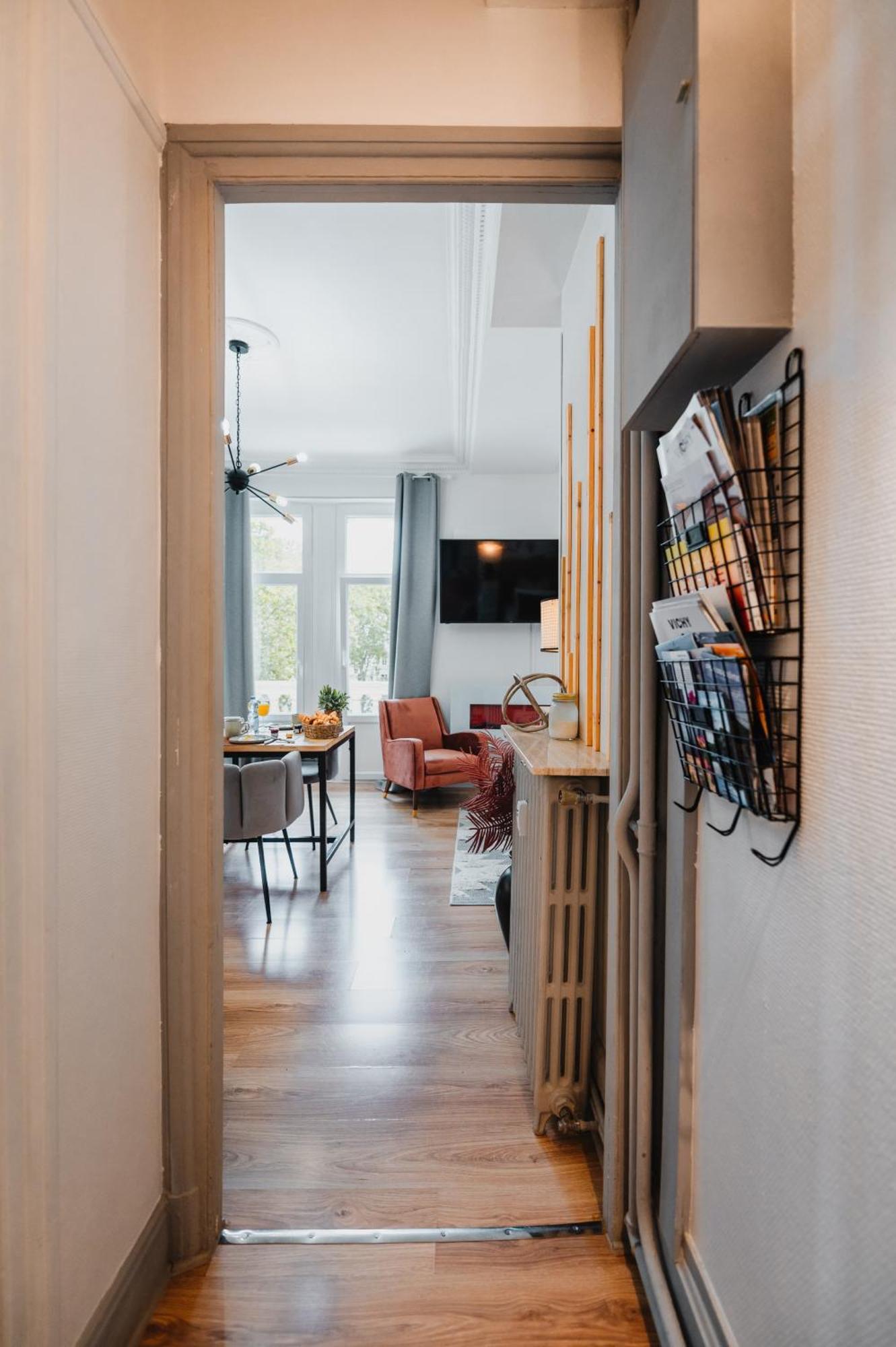 Roomchic - Les Ambassadeurs Appartement